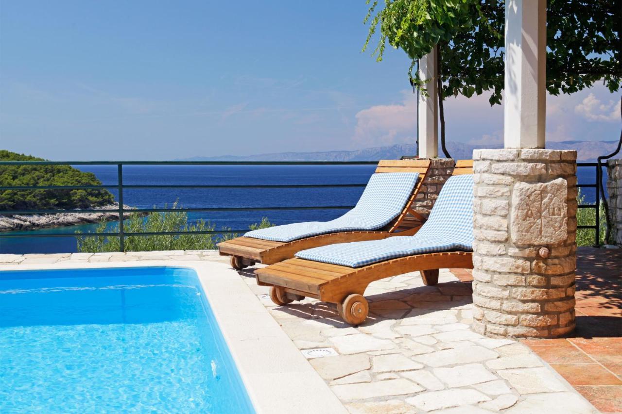Unique Seaside Villa With Pool Vela Luka Εξωτερικό φωτογραφία